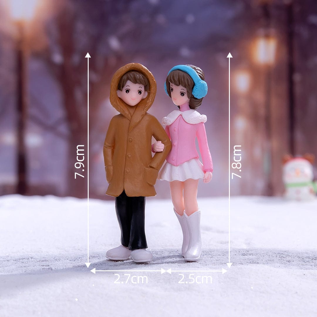 Crafteria A Winter Couple Miniature